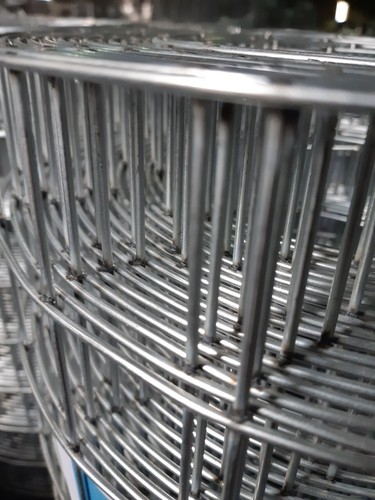 Welded wire mesh fencing - welded,